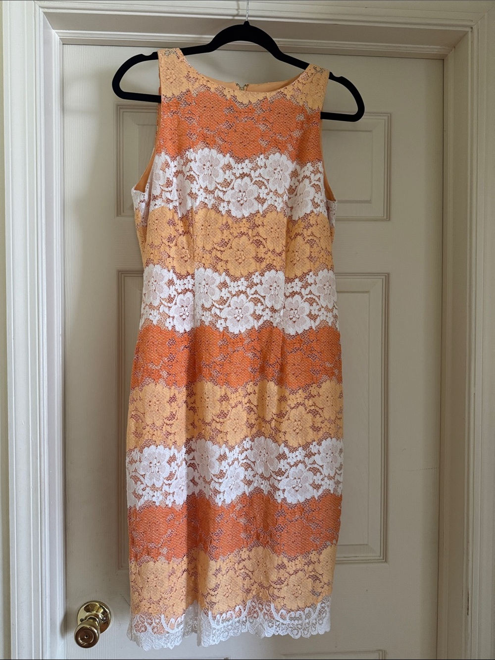 Women’s Fully Lace Dress Size Medium Excellent Condition